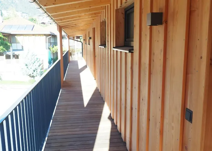 Plattnerhof アパート タウル